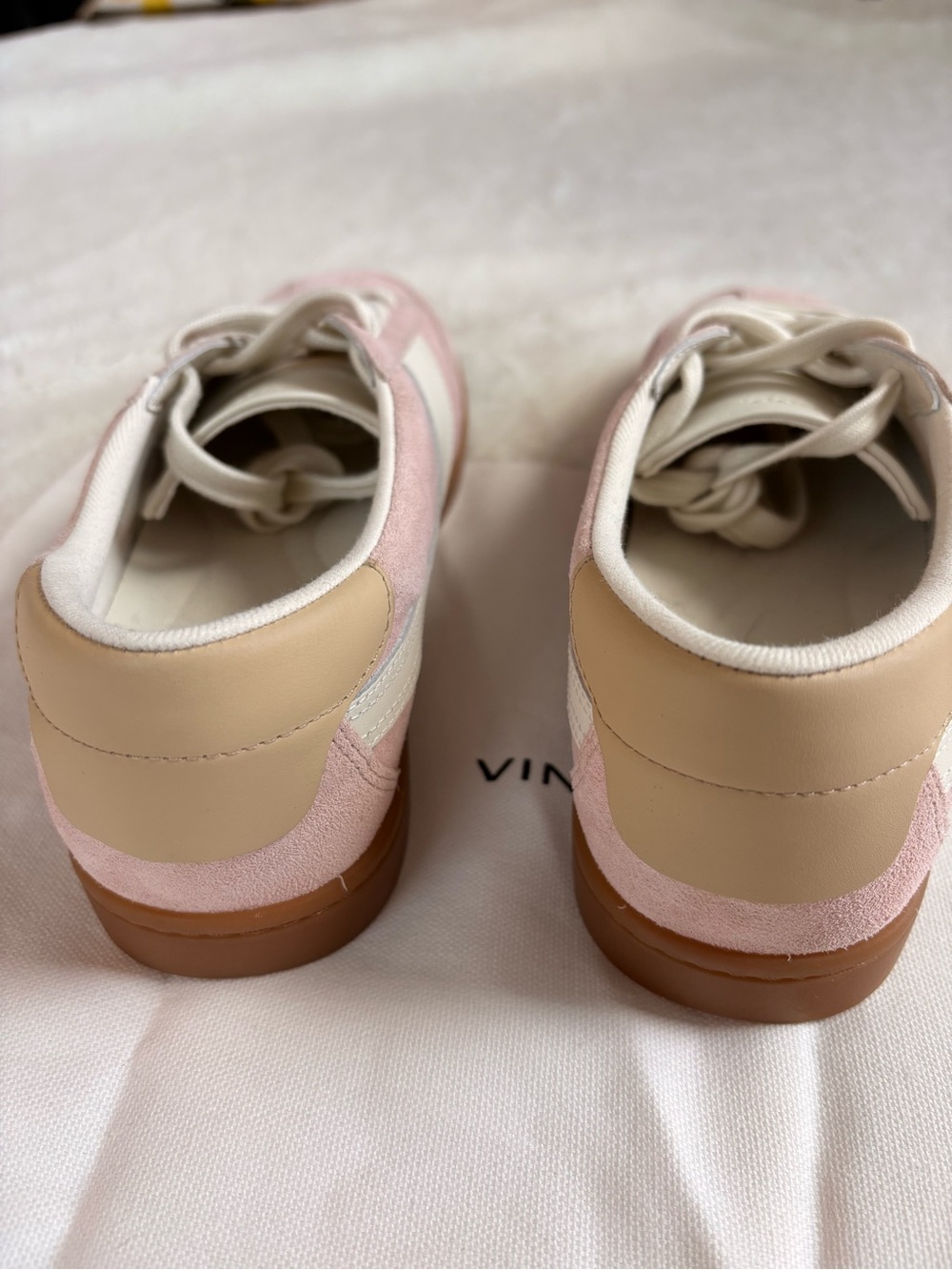Vince Korrin Sneaker NWT, Women size 8 / Euro 38.5 - Picture 4 of 5
